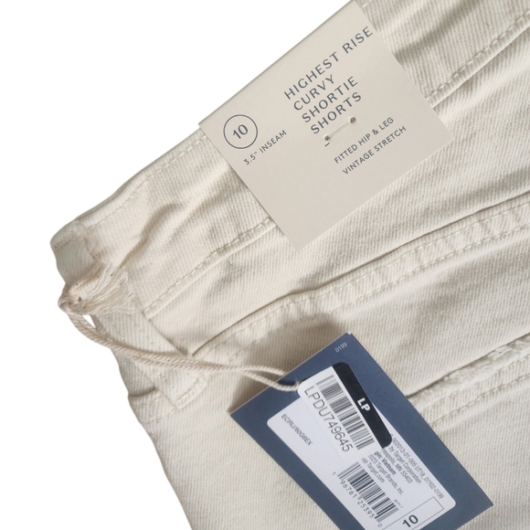 Universal Thread Highest Rise Curvy Shortie Shorts Size 10 Cream Comfort Stretch - Picture 8 of 9